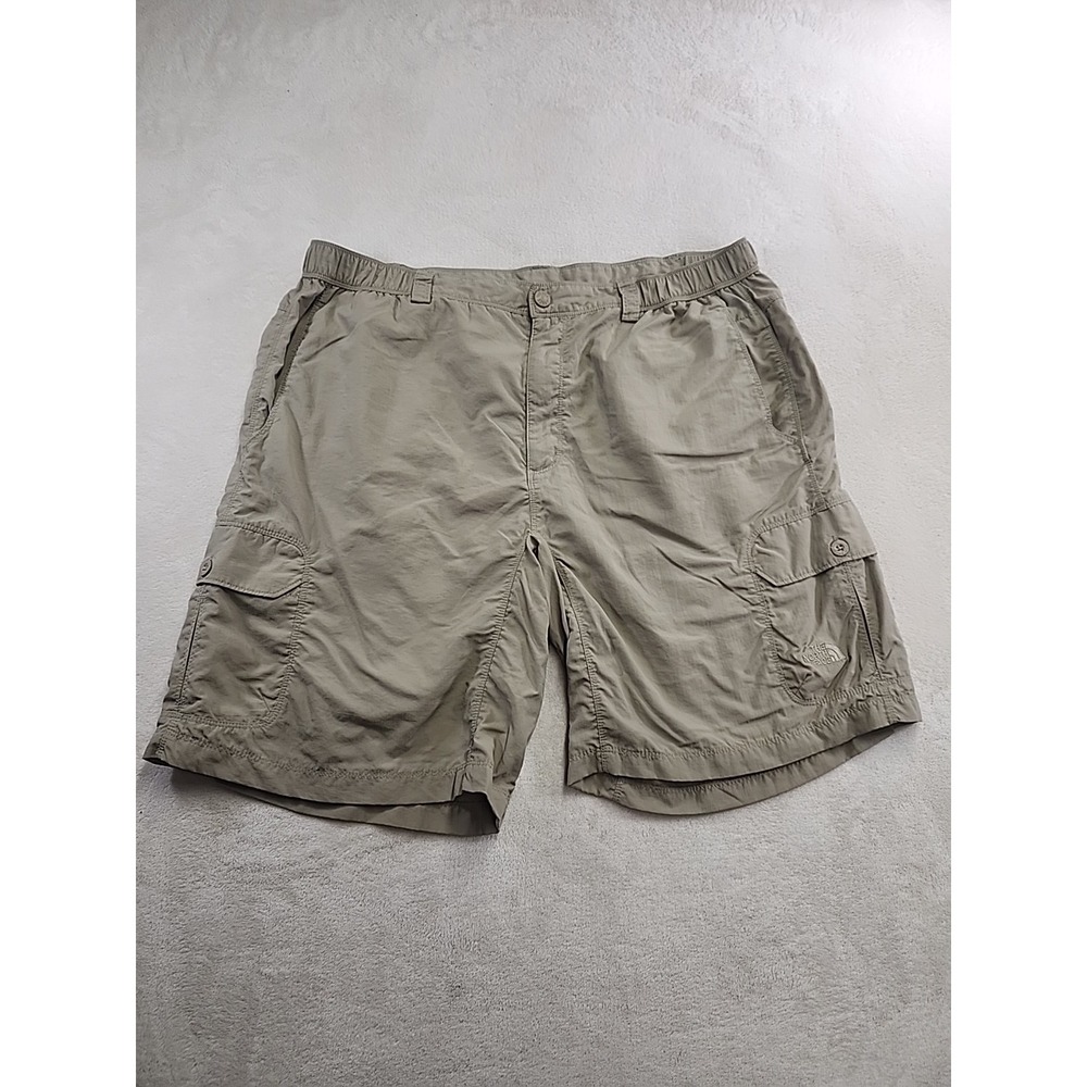 The North Face Men's Cargo Shorts‎  Size Xl Khaki Color
